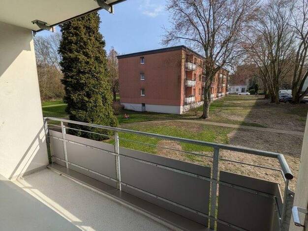 Wohnung zur Miete 737 € 3,5 Zimmer 76 m² 1. Geschoss Bottenbruch 95 Dümpten Mülheim 45475