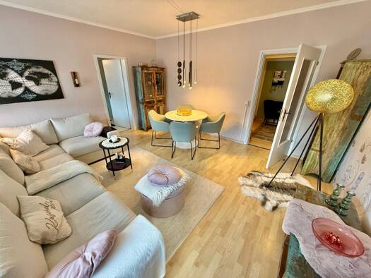 Wohnung zur Miete 642 € 3 Zimmer 67,5 m² Geschoss 4/5 frei ab 01.12.2025 Innenstadt Neubrandenburg 17033