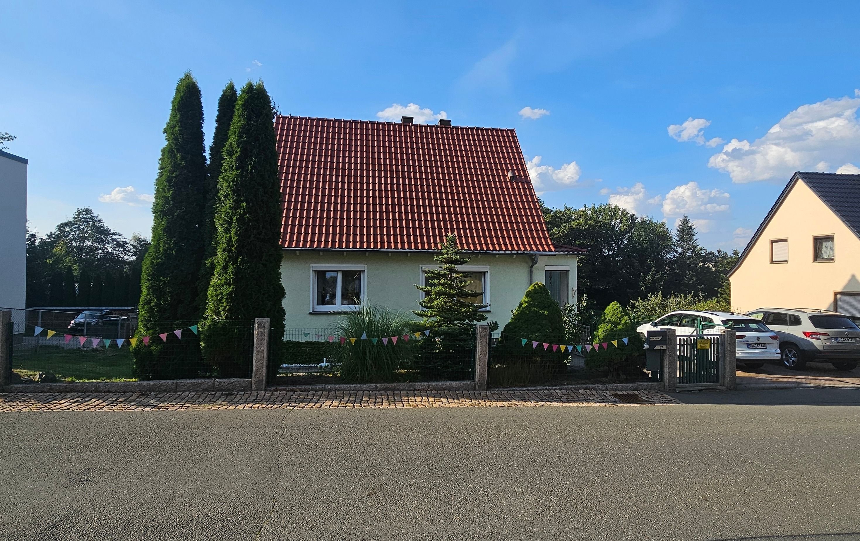 Einfamilienhaus zum Kauf 200.000 € 5 Zimmer 154,6 m²<br/>Wohnfläche 1.976 m²<br/>Grundstück Reichenbach Reichenbach 08468