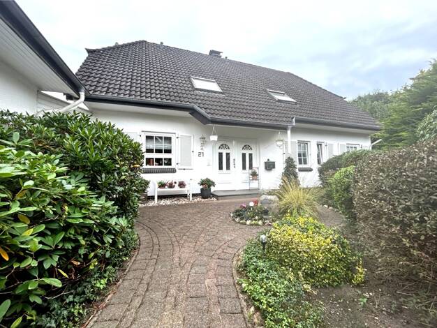 Einfamilienhaus zum Kauf 329.000 € 6 Zimmer 182 m² 620 m² Grundstück Harpstedt 27243