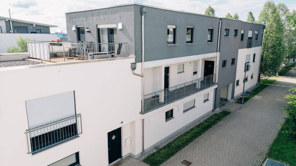 Wohnung zur Miete 1.075 € 2 Zimmer 67,2 m² EG frei ab 01.05.2026 Pauline-Nöthig-Str. 25 Klettham Erding 85435