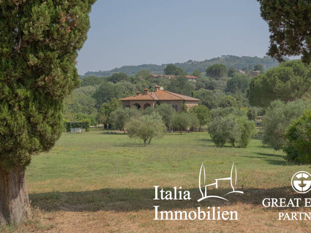 Bauernhaus zum Kauf 990.000 € 20 Zimmer 382 m² 15.000 m² Grundstück Città della Pieve 06062