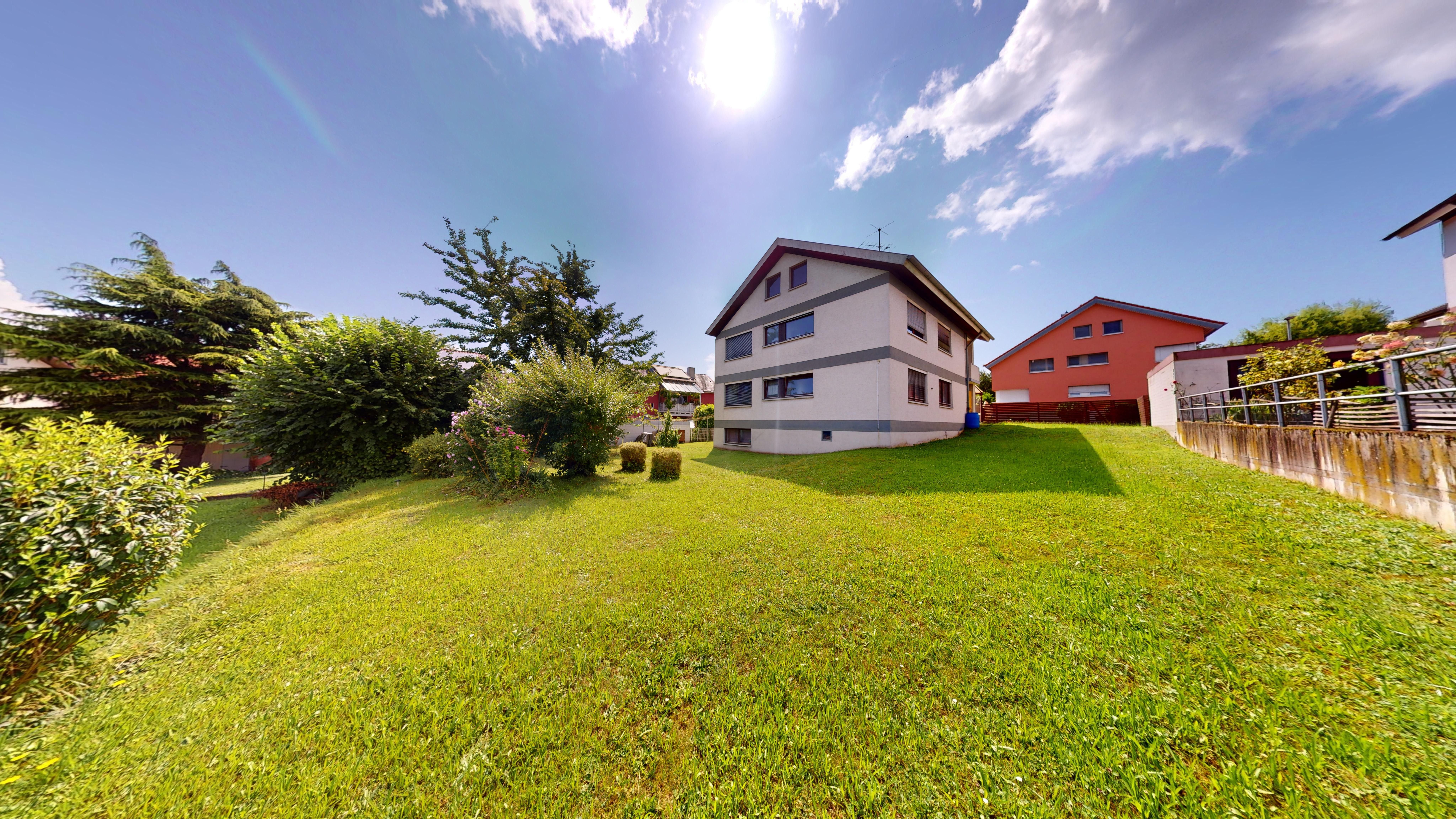 Mehrfamilienhaus zum Kauf 690.000 € 6 Zimmer 168 m²<br/>Wohnfläche 1.096 m²<br/>Grundstück Bahlingen am Kaiserstuhl 79353