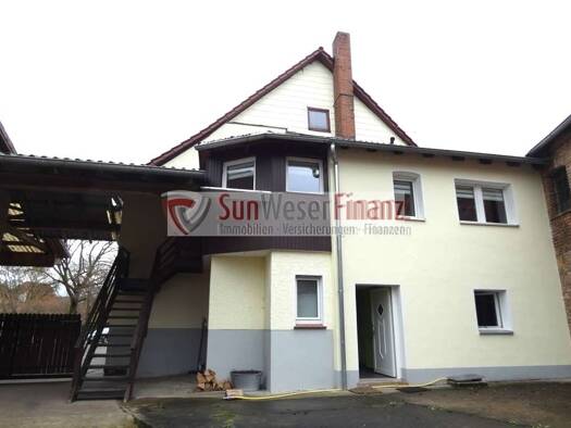 Haus zum Kauf 299.000 € 10 Zimmer 200 m² 2.012 m² Grundstück Amelunxen Beverungen 37688