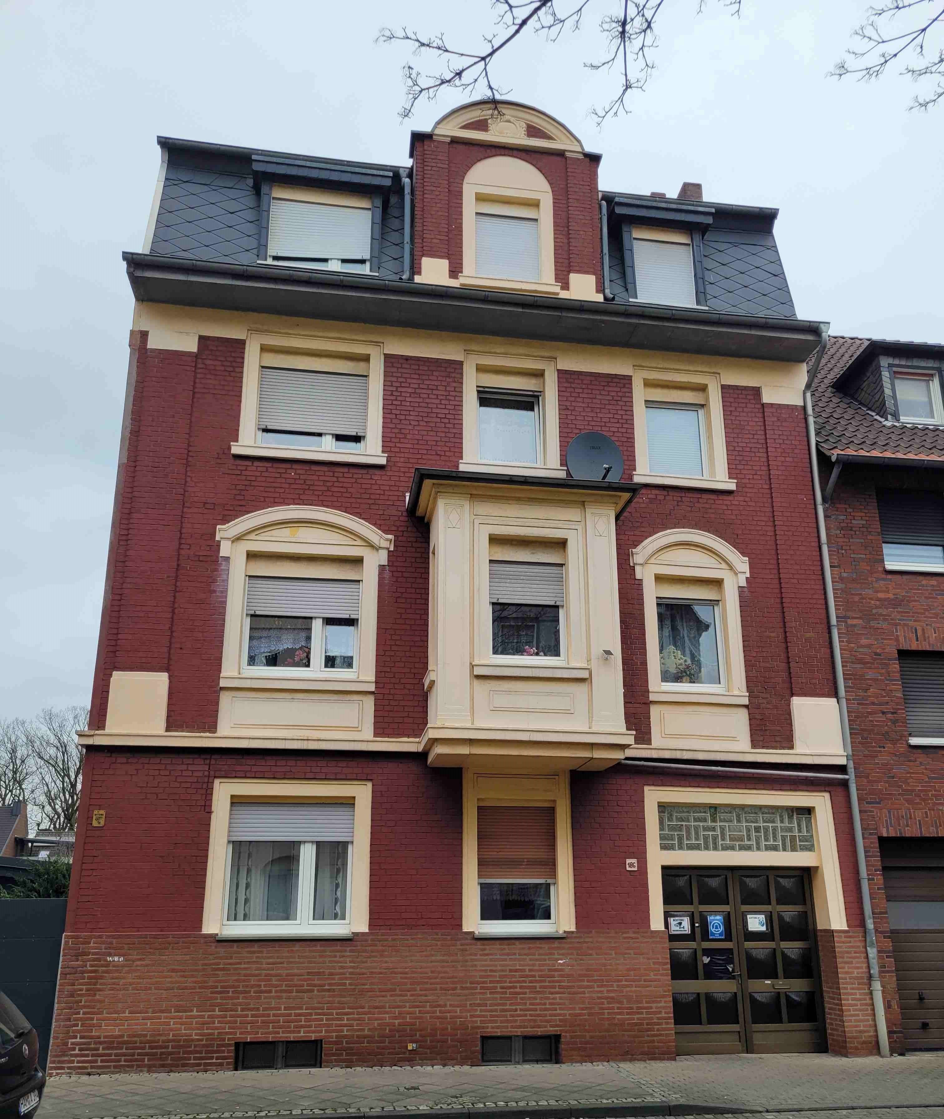 Mehrfamilienhaus zum Kauf als Kapitalanlage geeignet 425.000 € 11 Zimmer 332 m²<br/>Wohnfläche 536 m²<br/>Grundstück Statistischer Bezirk 16 Hamm 59067