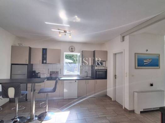 Einfamilienhaus zur Miete 2.100 € 5 Zimmer 140 m² Jušići, Matulji Matulji 51211