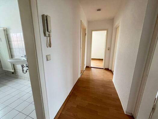 Wohnung zur Miete 297 € 3 Zimmer 58 m² 2. Geschoss frei ab sofort Michael-Meurer-Straße 5 Hainichen 09661