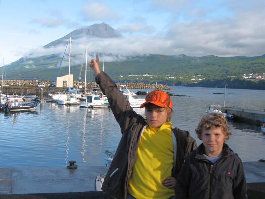 Haus zum Kauf provisionsfrei 210.000 € 2.500 m² Grundstück Santana (Insel Pico / Azoren) 9940