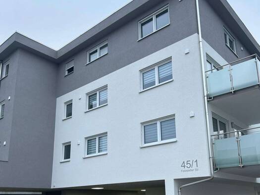 Wohnung zur Miete 700 € 3,5 Zimmer 83 m² Geschoss 1/4 frei ab sofort Feldstetter Straße 45 Laichingen 89150