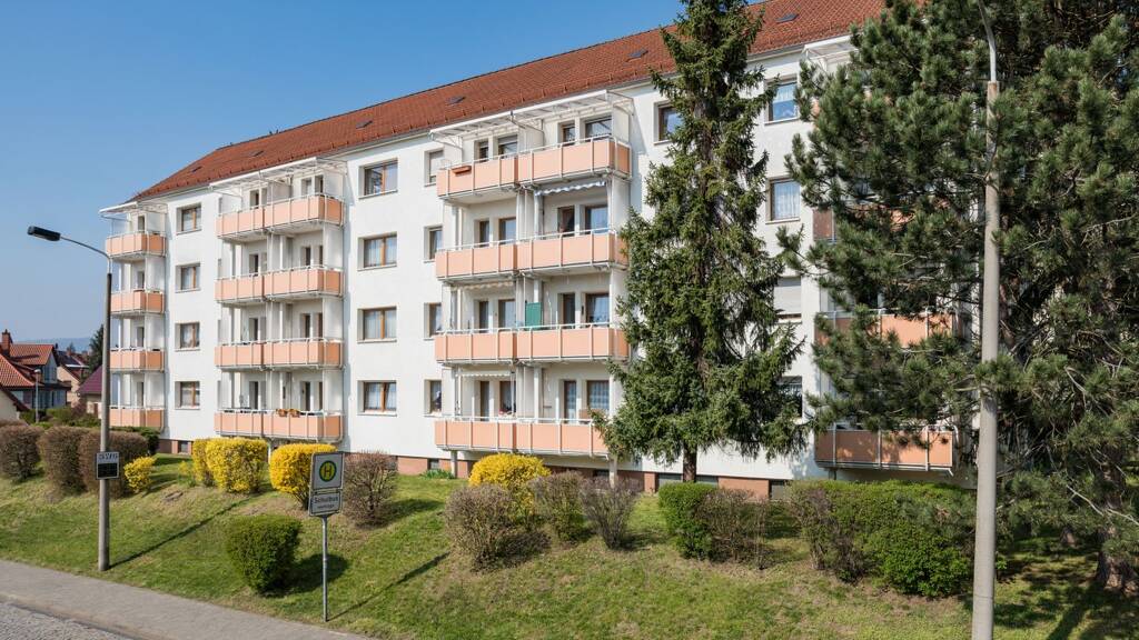 Wohnung zur Miete 409 € 2 Zimmer 51,4 m² frei ab sofort Eisenach 99817
