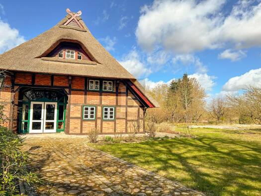 Einfamilienhaus zum Kauf 1.900.000 € 8 Zimmer 360 m² 2.877 m² Grundstück Campow Utecht 19217