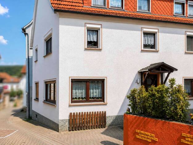 Sonstiges zum Kauf als Kapitalanlage geeignet 265.000 € 7 Zimmer 156,3 m² 115 m² Grundstück Bad Orb 63619