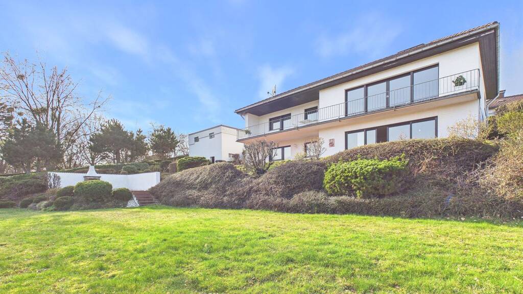 Einfamilienhaus zum Kauf 397.000 € 4 Zimmer 118 m² 2.155 m² Grundstück Wolfenacker Niederbreitbach 56589