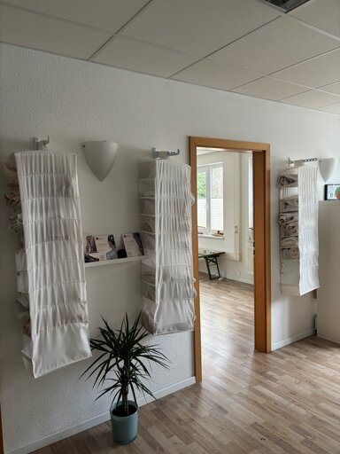 Büro-/Praxisfläche zur Miete provisionsfrei 11,20 € 3 Zimmer 63 m² Bürofläche Brückenstraße 8 Frauenaurach Erlangen 91056