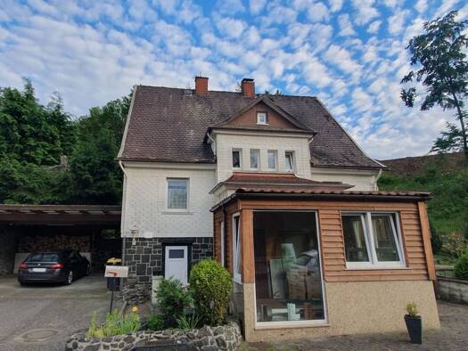 Einfamilienhaus zum Kauf 269.500 € 5,5 Zimmer 152 m² 1.607 m² Grundstück frei ab 01.11.2026 Hirzenhain-Bahnhof Eschenburg 35713