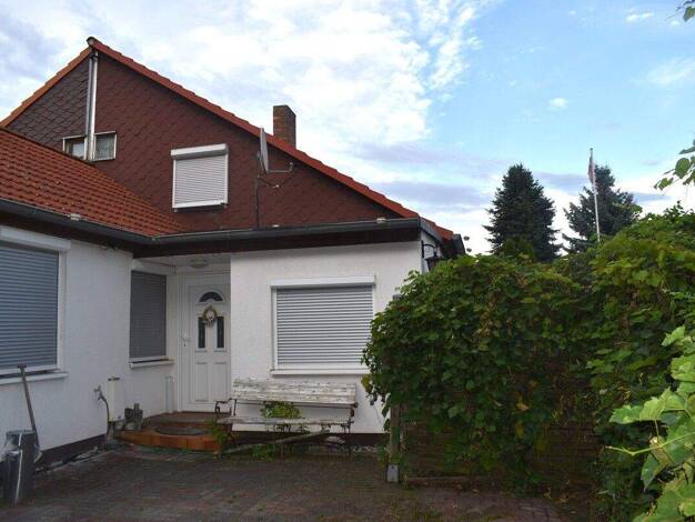 Doppelhaushälfte zum Kauf 372.000 € 4 Zimmer 90 m² 822 m² Grundstück Biesdorf Berlin 12683