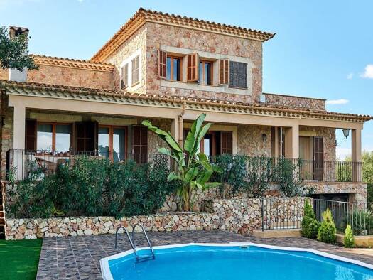 Villa zur Miete 3.450 € 6 Zimmer 237 m² 2.500 m² Grundstück frei ab sofort Santa Eugènia 07142