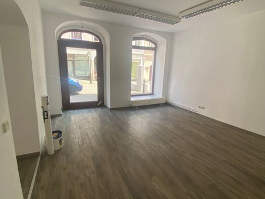 Laden zur Miete 290 € 2 Zimmer 62 m² Verkaufsfläche Löbau 02708