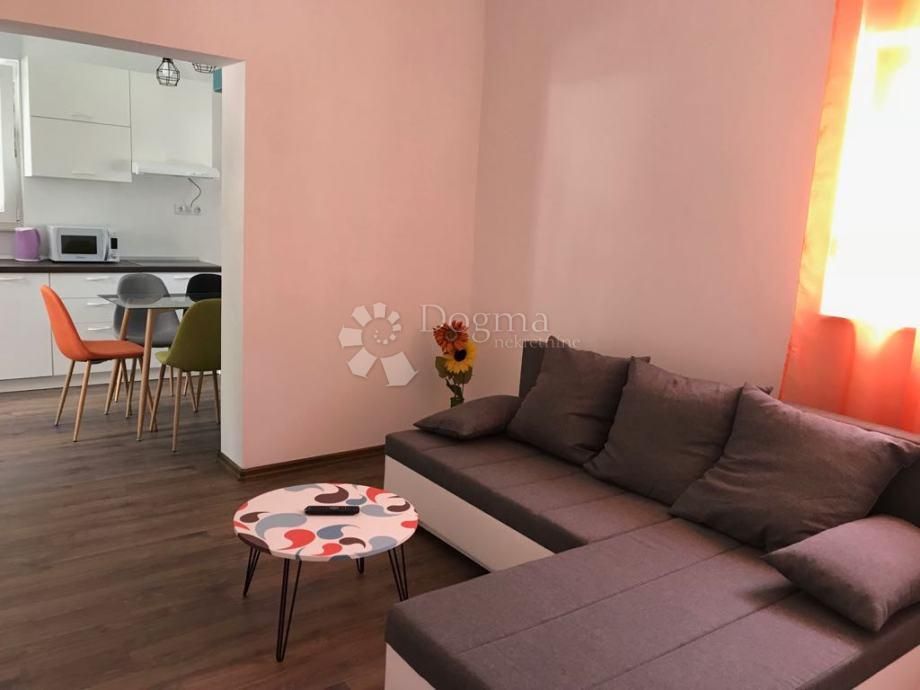 Wohnung zum Kauf 240.000 € 3 Zimmer 90 m²<br/>Wohnfläche Omis center 21310