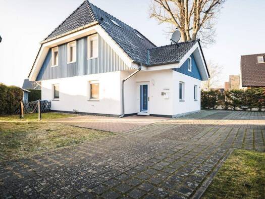 Mehrfamilienhaus zum Kauf 649.000 € 8 Zimmer 164 m² 341 m² Grundstück Zingst 18374