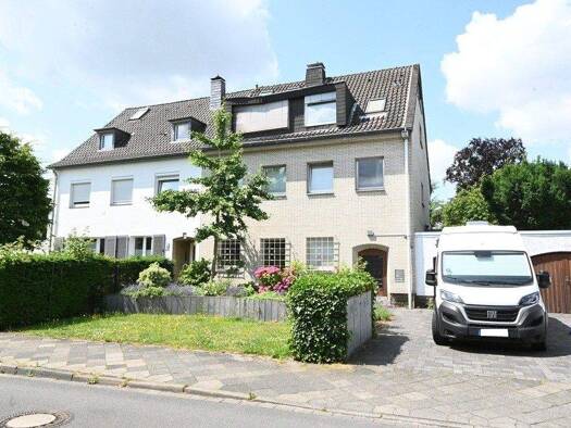 Mehrfamilienhaus zum Kauf als Kapitalanlage geeignet 1.349.000 € 10 Zimmer 344,5 m² 735 m² Grundstück Stockum Düsseldorf 40474