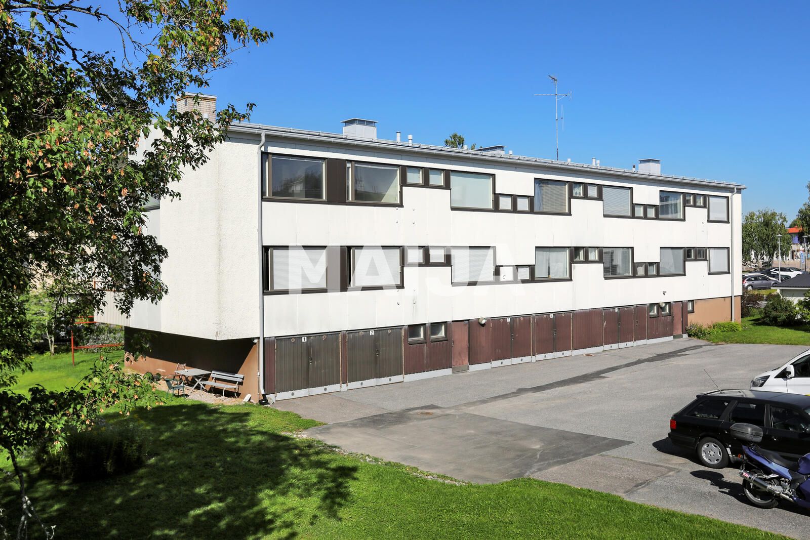 Studio zum Kauf 89.000 € 3 Zimmer 76 m²<br/>Wohnfläche 2.<br/>Geschoss Kansakoulunkatu 16 Järvenpää 04400