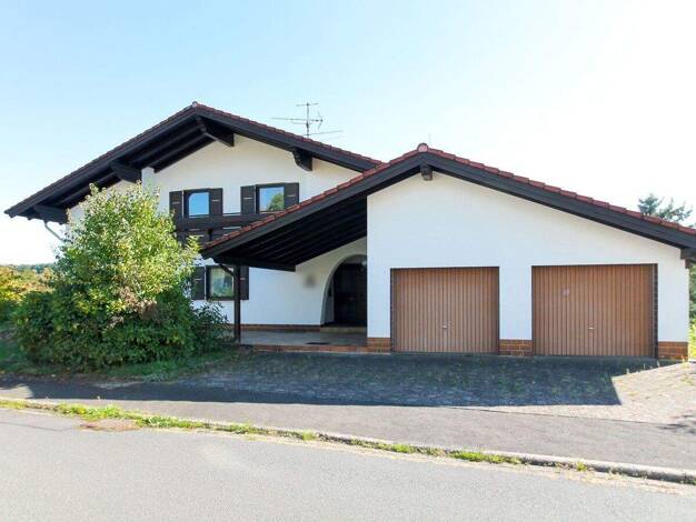 Einfamilienhaus zum Kauf 385.000 € 12 Zimmer 403 m² 1.652 m² Grundstück Hutten Schlüchtern 36381