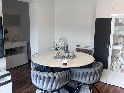 Wohnung zur Miete 1.400 € 4 Zimmer 95 m² Geschoss EG/2 frei ab 01.11.2026 Großbettlingen 72663
