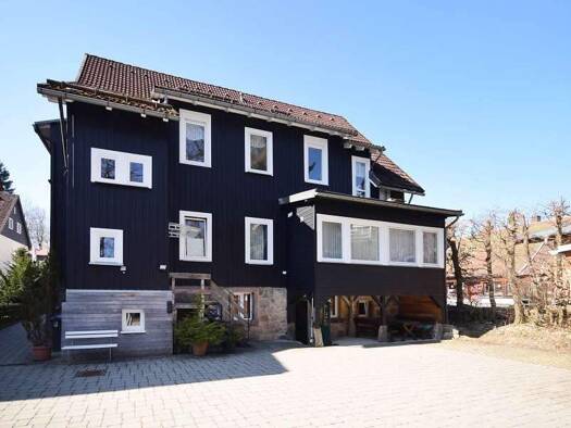 Mehrfamilienhaus zum Kauf 365.000 € 14 Zimmer 295 m² 902 m² Grundstück Braunlage 38700