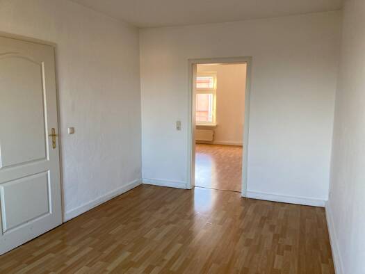 Wohnung zur Miete 370 € 1,5 Zimmer 44,8 m² Geschoss 1/4 frei ab 01.10.2026 Fritz-Reuter-Str. 40 Paulsstadt Schwerin 19053