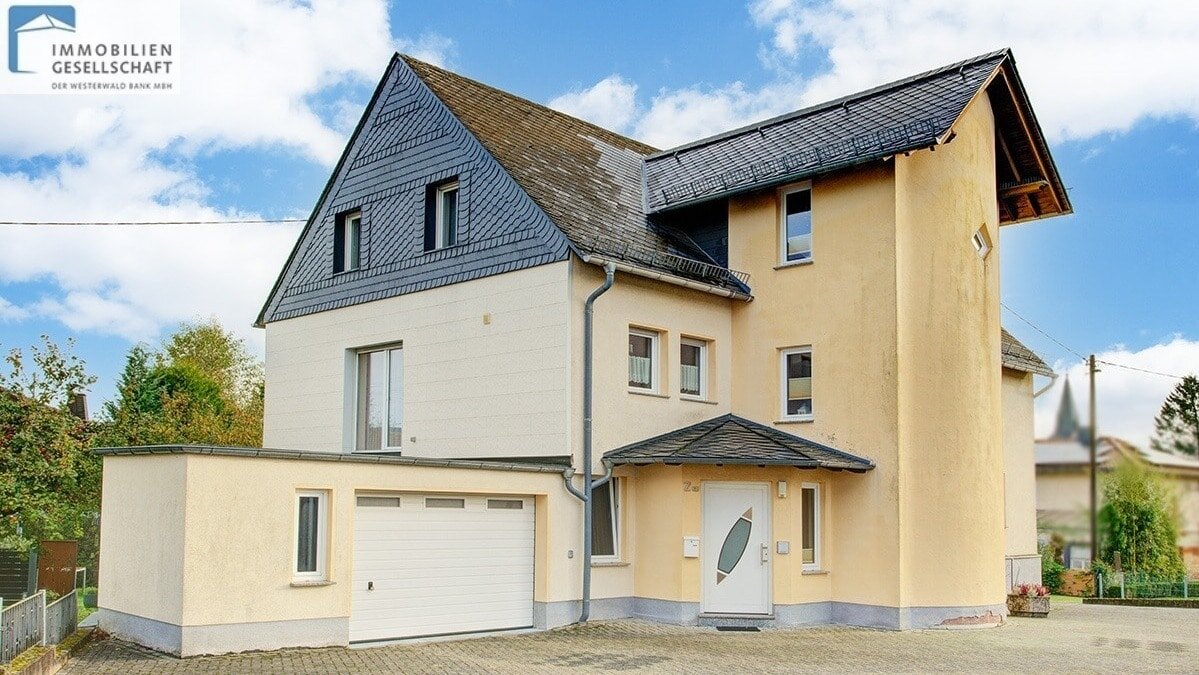 Mehrfamilienhaus zum Kauf 320.000 € 9 Zimmer 210 m²<br/>Wohnfläche 1.134 m²<br/>Grundstück Elkenroth 57578