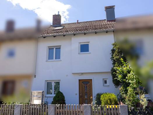 Reihenmittelhaus zum Kauf 549.000 € 4 Zimmer 129 m² 283 m² Grundstück frei ab sofort Röthenbach b Schweinau Nürnberg 90451