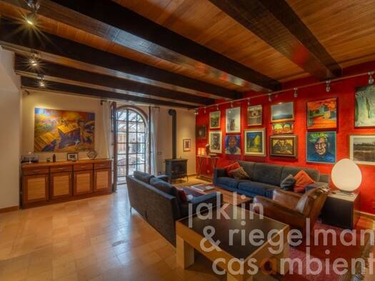 Haus zum Kauf 2.200.000 € 516 m² 3.061 m² Grundstück Trevi 06039
