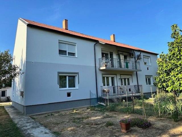 Wohnung zum Kauf provisionsfrei 179.900 € 3 Zimmer 77 m²<br/>Wohnfläche EG<br/>Geschoss Keszthely  8360