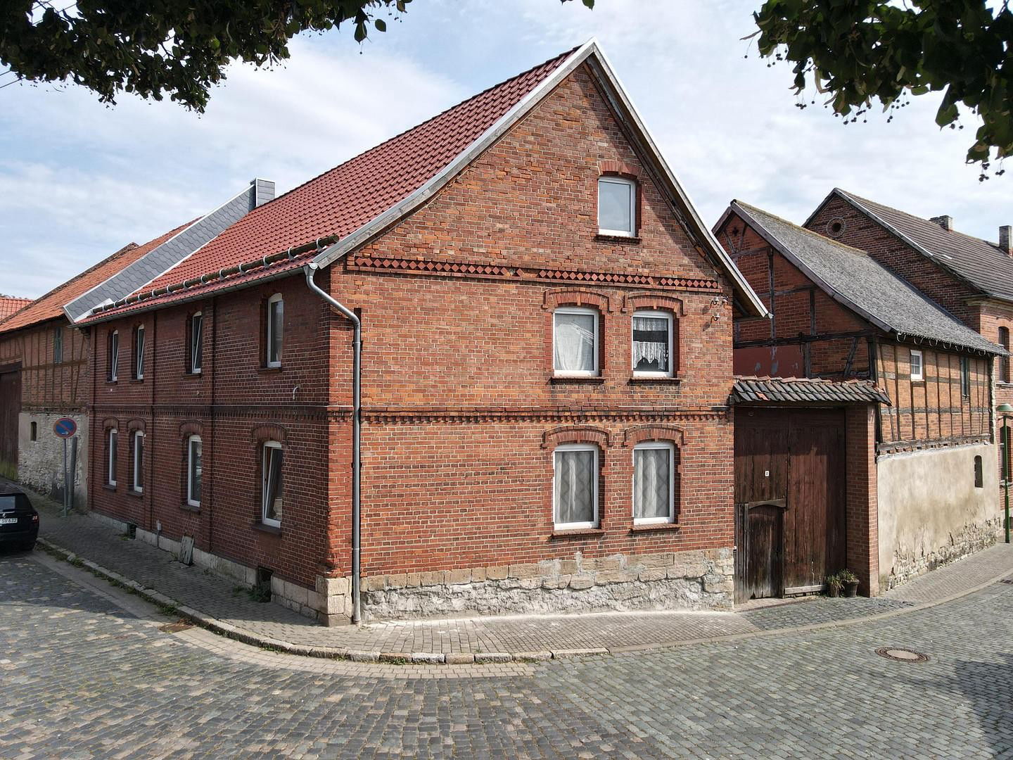 Einfamilienhaus zum Kauf provisionsfrei 495.000 € 100 Zimmer 2.656 m²<br/>Wohnfläche 12.113 m²<br/>Grundstück Peißen Pegau 04523