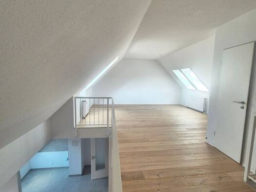 Wohnung zur Miete 703 € 3 Zimmer 87,9 m² 3. Geschoss frei ab sofort Bäckerstr. 2 Döbeln 04720