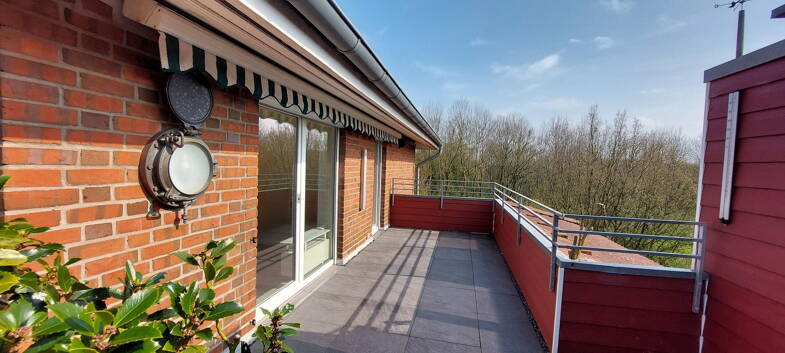 Penthouse zum Kauf provisionsfrei 372.000 € 3 Zimmer 90,9 m² 4. Geschoss Mürwik Flensburg 24944