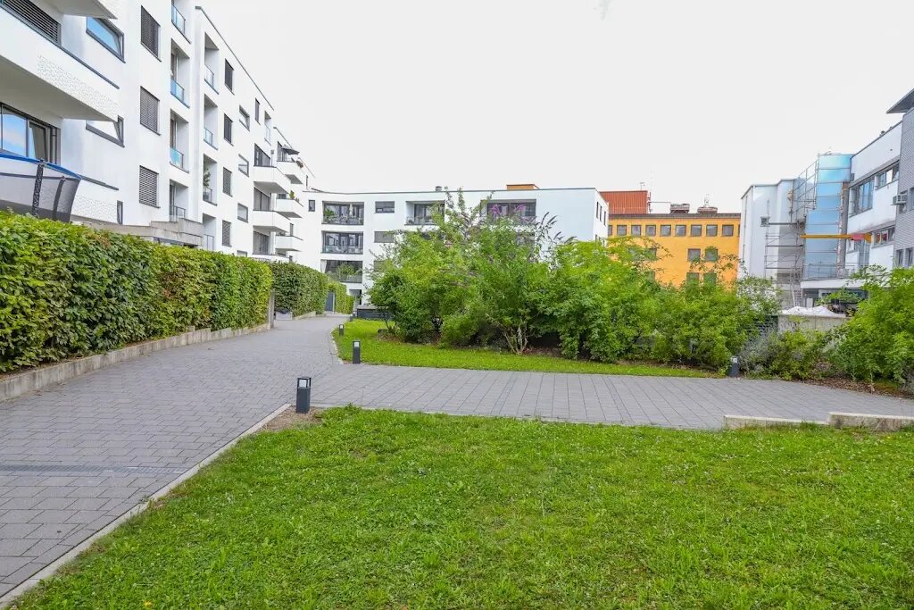 Wohnung zum Kauf provisionsfrei 152.280 € 2 Zimmer 68 m²<br/>Wohnfläche ab sofort<br/>Verfügbarkeit Maybachstraße Bahnhof Feuerbach Stuttgart 70469