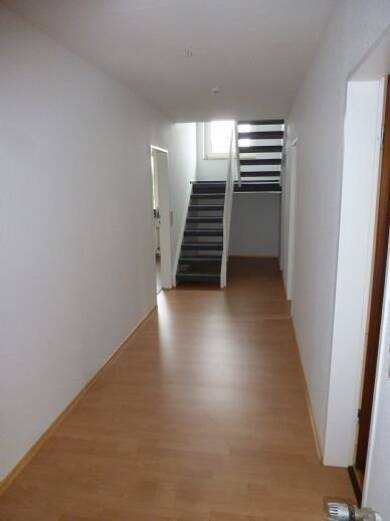 Wohnung zur Miete 550 € 3,5 Zimmer 90 m² Dachgeschoss, 2. Geschoss frei ab sofort Eichenweg 28 Warstade Hemmoor 21745