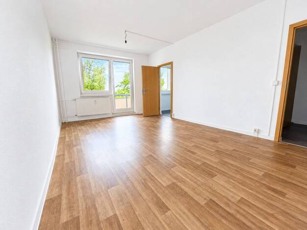 Wohnung zur Miete 254 € 1 Zimmer 36,2 m² Geschoss 3/1 frei ab sofort Königshufen Görlitz 02828