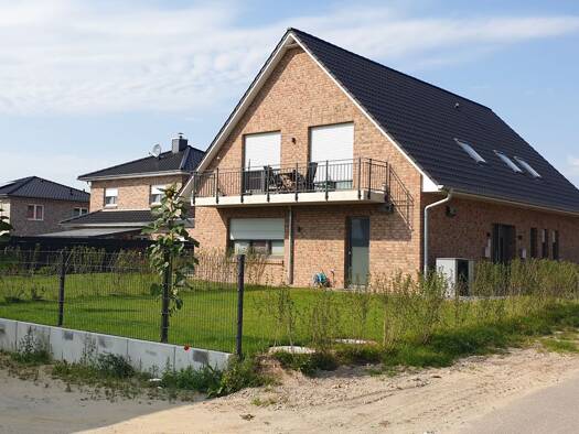 Wohnung zur Miete 1.100 € 4 Zimmer 83,7 m² Geschoss 1/1 frei ab 01.10.2025 Horneburg 21640