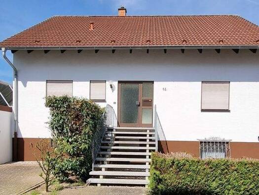 Einfamilienhaus zur Miete 1.888 € 6 Zimmer 143 m² 590 m² Grundstück frei ab 01.05.2026 Blankenloch Stutensee / Büchig 76297