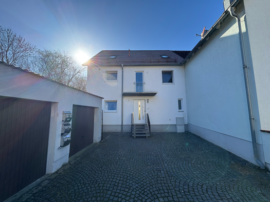 Doppelhaushälfte zum Kauf 439.900 € 7 Zimmer 175 m² 270 m² Grundstück frei ab sofort Regenstauf 93128