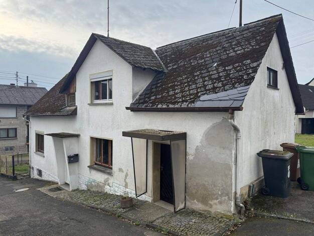 Einfamilienhaus zum Kauf provisionsfrei 100.000 € 4 Zimmer 95 m² 273 m² Grundstück Rheinstr. 4 Hartenfels 56244