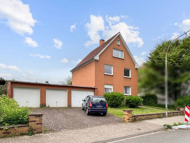 Mehrfamilienhaus zum Kauf 317.000 € 8 Zimmer 160 m² 1.010 m² Grundstück Lage Lage 32791