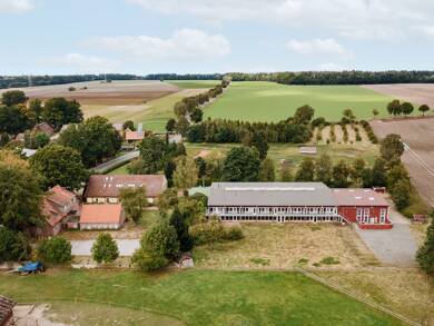 Produktionshalle zum Kauf als Kapitalanlage geeignet 639.000 € 2.471 m² 9.150 m² Grundstück Velgen Hanstedt 29582
