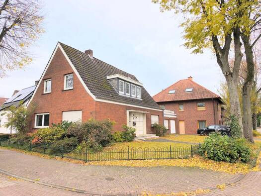 Einfamilienhaus zum Kauf 249.800 € 7 Zimmer 164 m² 348 m² Grundstück frei ab sofort Loosstraße 38 Lingen Lingen (Ems) 49809