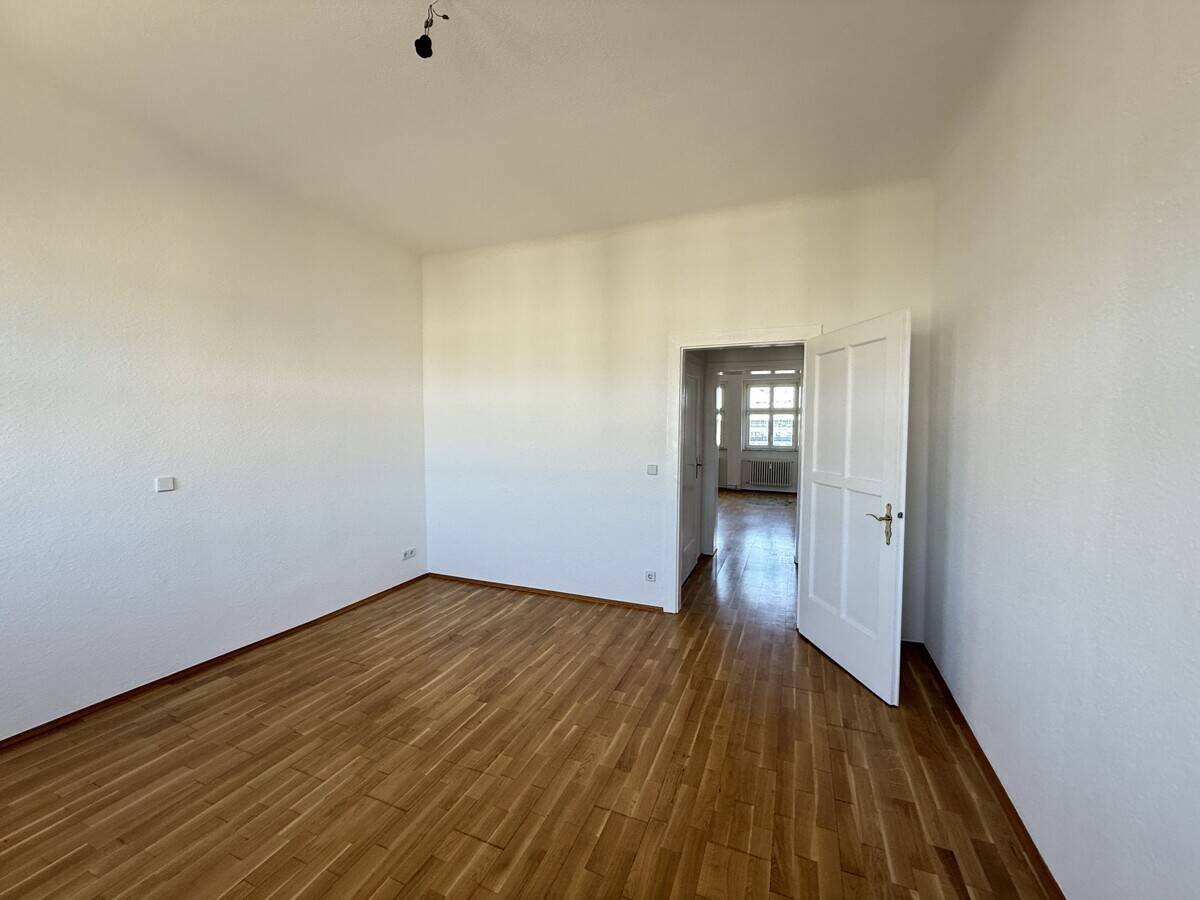 Wohnanlage zum Kauf - Więcej