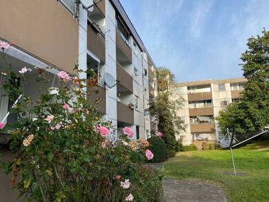 Wohnung zur Miete nur mit Wohnberechtigungsschein 362 € 3 Zimmer 75,6 m² 2. Geschoss frei ab 01.09.2025 Bonhoefferstraße 12 Rheda Rheda-Wiedenbrück 33378