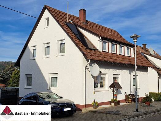 Mehrfamilienhaus zum Kauf 350.000 € 7 Zimmer 133 m² 774 m² Grundstück Gosheim 78559